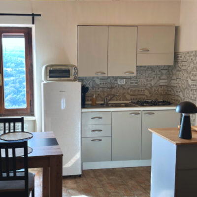 Villa Solisera Kitchencounter APT1 800x800